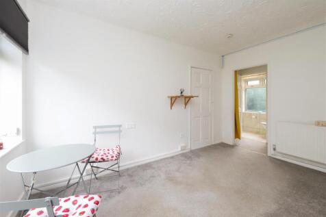 Studio room