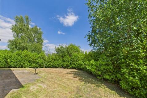 CAM04720G0-PR0063-STILL005.jpg
