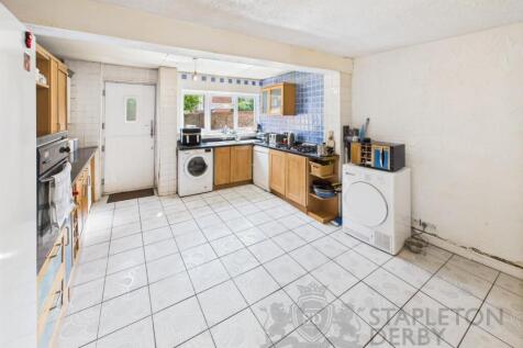 CAM04720G0-PR0089-STILL013.jpg