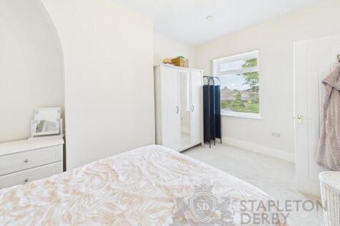 CAM04720G0-PR0128-STILL027.jpg