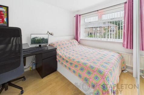 CAM04709G0-PR0245-STILL017.jpg