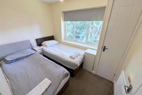 WhatsApp Image 2025-07-03 at 17.22.43.jpg