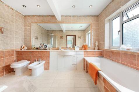 253 Salmon Street - ElruzzS9H4mMgIpkAELr.jpg