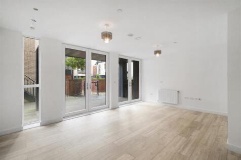 Flat 6, Printworks Apartments - H2Ik6MjJ40cd0428E9