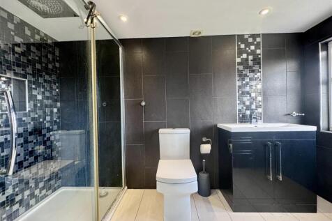 Ensuite.jpg