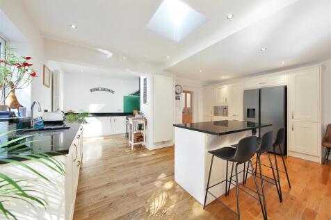 31 Moyne Place - bwDpKWtISQqB12PTLMHa.jpg