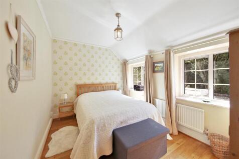 31 Moyne Place - I4YV96AbtAh0cjVjf5d1.jpg