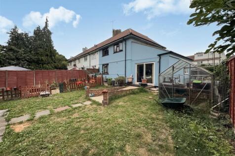 1 Russell Close - 68czwlRvPG44Ax774AbU.jpg