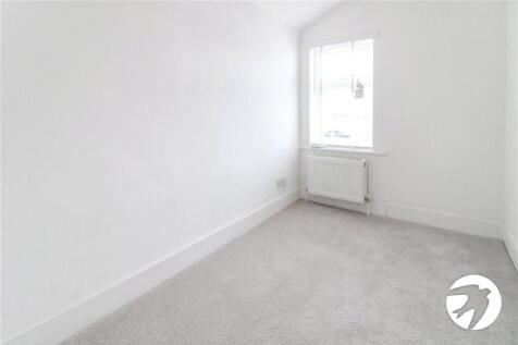 Bedroom Three9