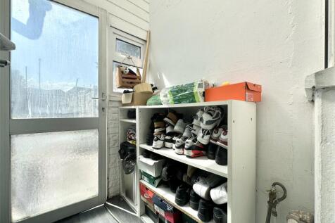Lean To