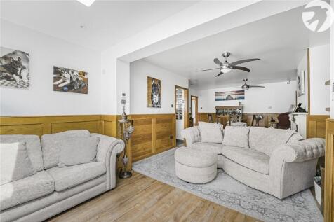 Lounge Area