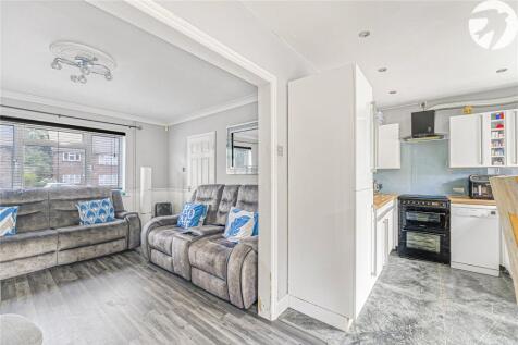 Lounge/Kitchen