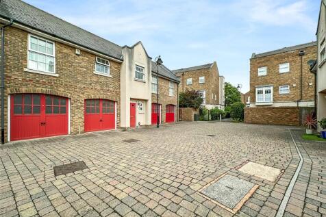 Garage &amp; Parking