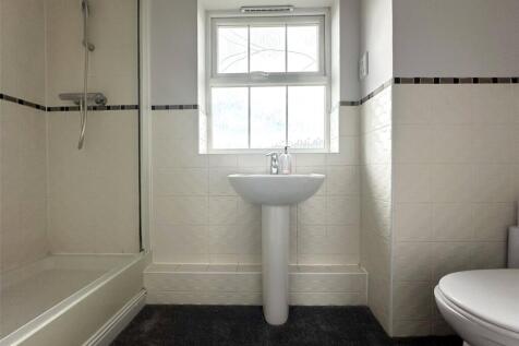 En-Suite 2