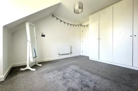 Bedroom8