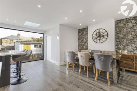Dining Area/Kitchen