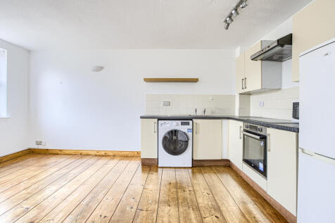 Kitchen/living room