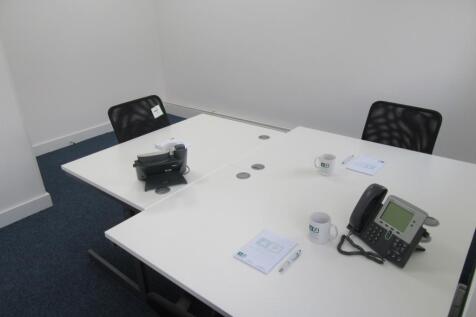 2-02 3 Desk3