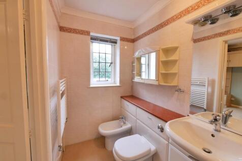 En Suite Bathroom