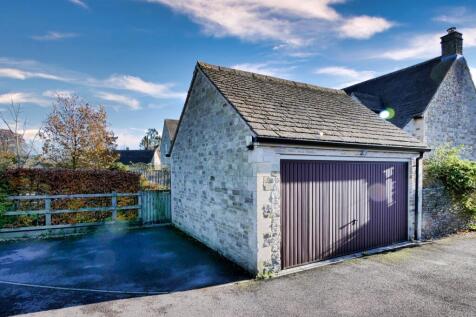 Garage &amp; Parking