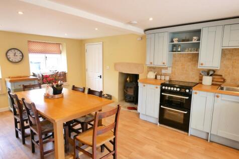 Kitchen Diner 2