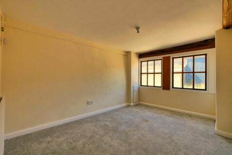 Bedroom 1 of 3