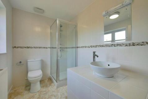 Ensuite shower room
