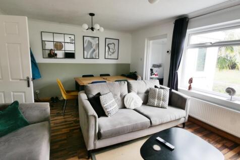 Living room 1