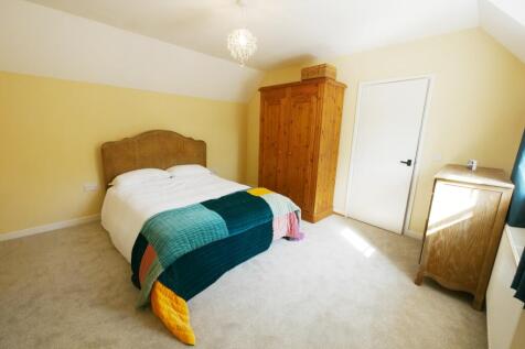 Bed 1.
