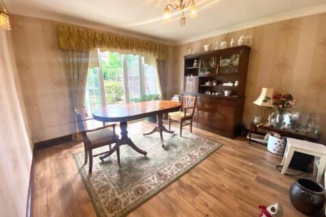 Dining Room.jpg
