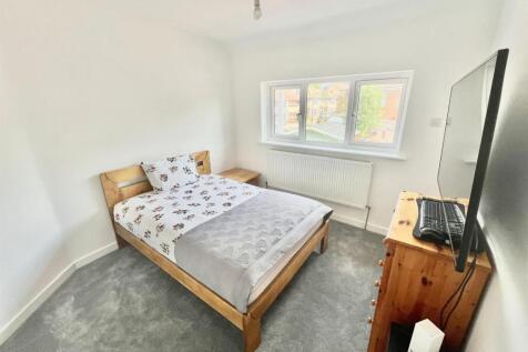 Bedroom.jpg