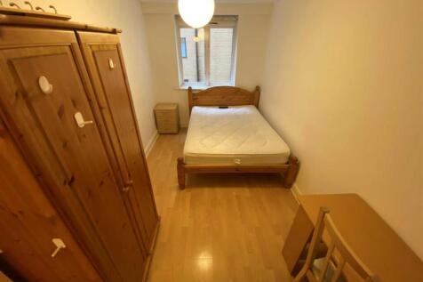 Bedroom 2.jpg
