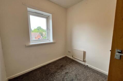 Small Bedroom/ Office