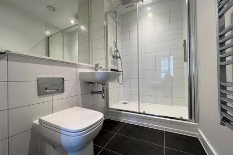 En-suite bathroom