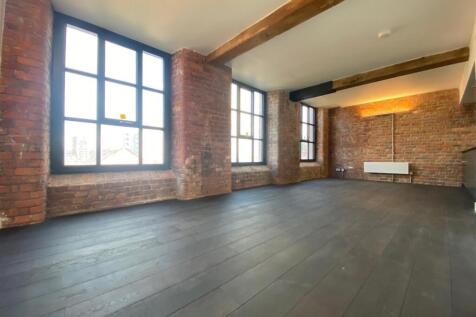 Open plan Living Room & Kitchen