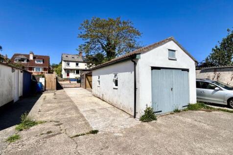 Garage &amp; Driveway