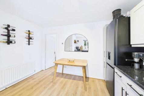 CAM03416G0-PR0116...