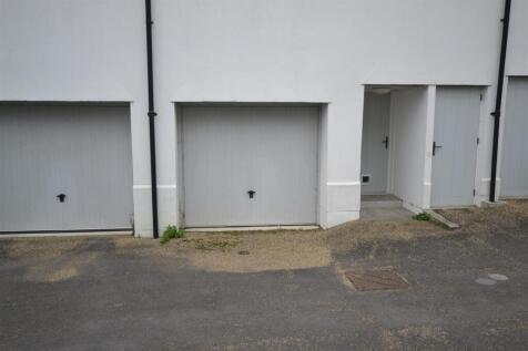 garage (2).jpg