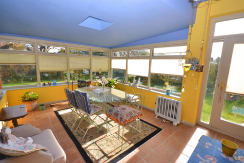 garden room.png