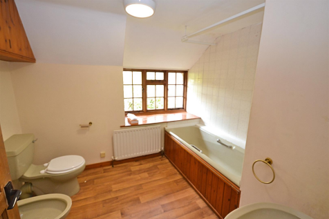 bathroom (3).png
