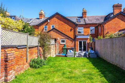 Lawned Rear Garden