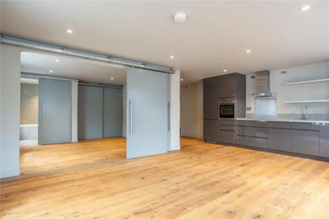 Kitchen/Living Area