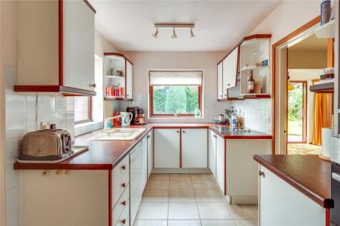 Fitted Kitchen