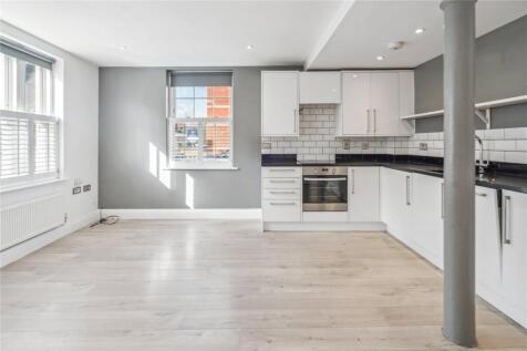 Kitchen/Living Room