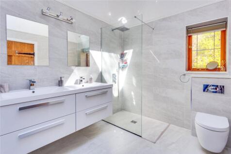 Primary Ensuite