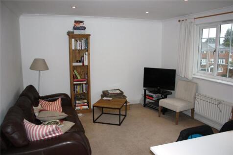 Living/Dining Area