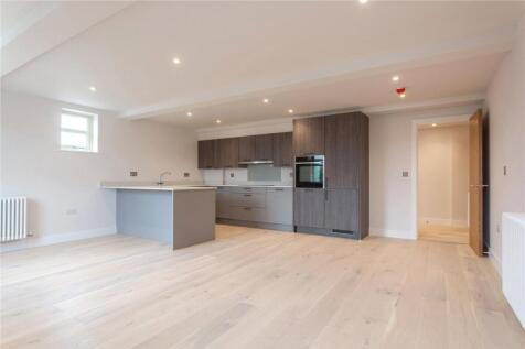 Kitchen/Living Area