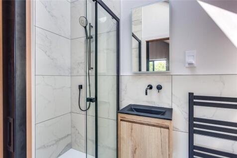 Guest Ensuite