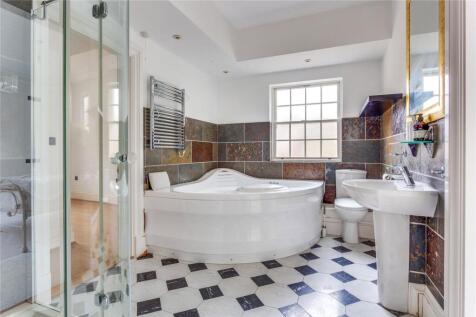 Ensuite Bathroom