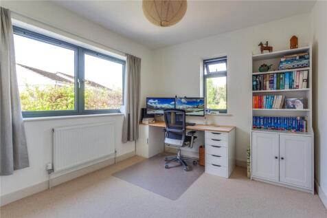 Bedroom/Office